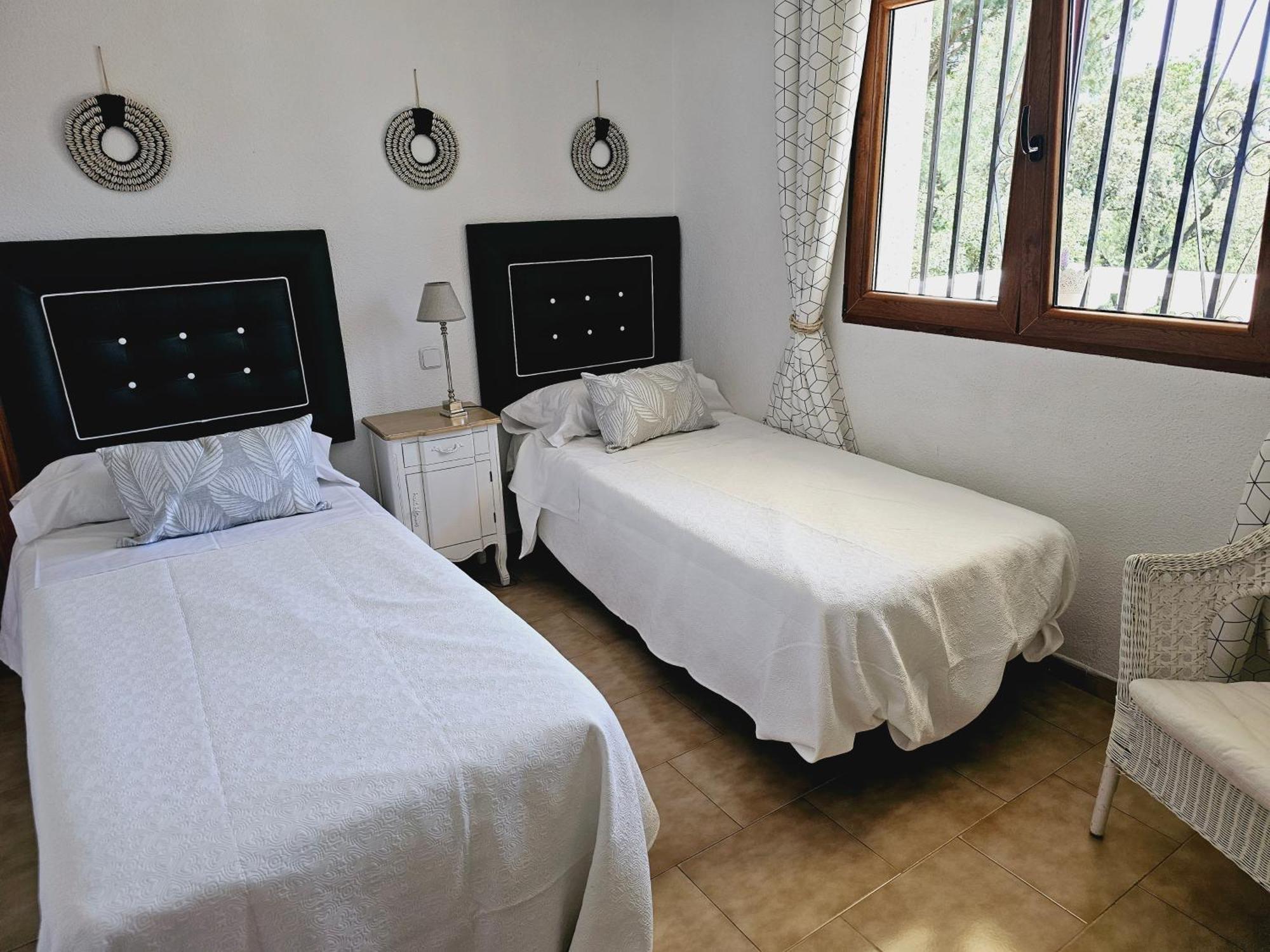 Villa Monika Alpedrete Ngoại thất bức ảnh