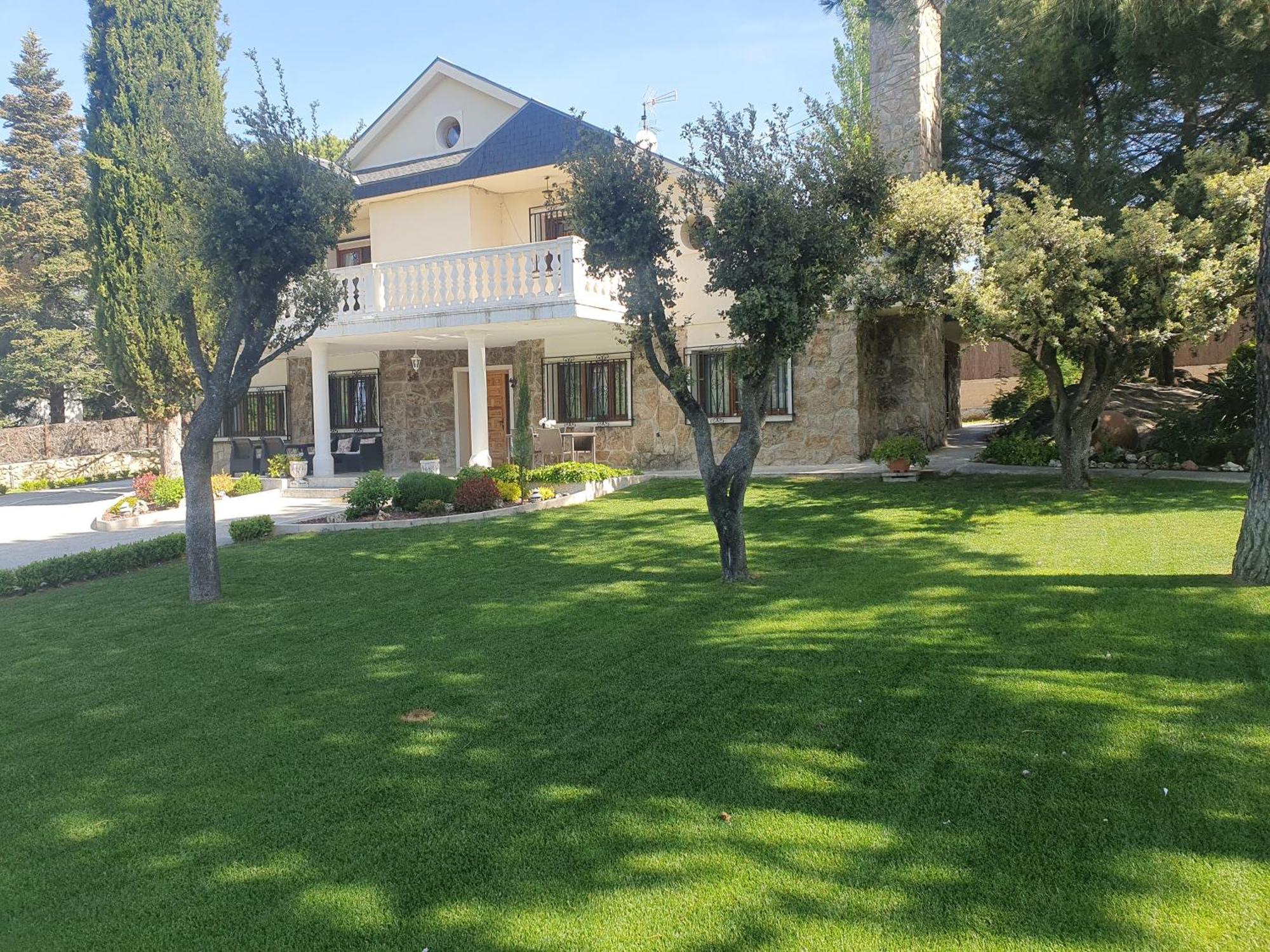 Villa Monika Alpedrete Ngoại thất bức ảnh